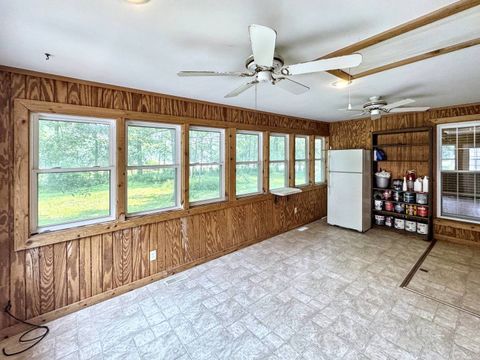 Tiny photo for 1204 W Reynolds Street, Pontiac, IL 61764 (MLS # 12494074)