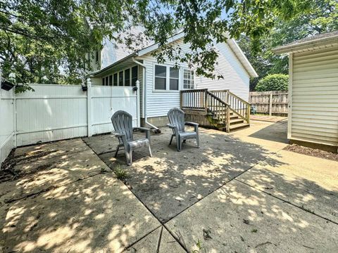 Tiny photo for 1204 W Reynolds Street, Pontiac, IL 61764 (MLS # 12494074)