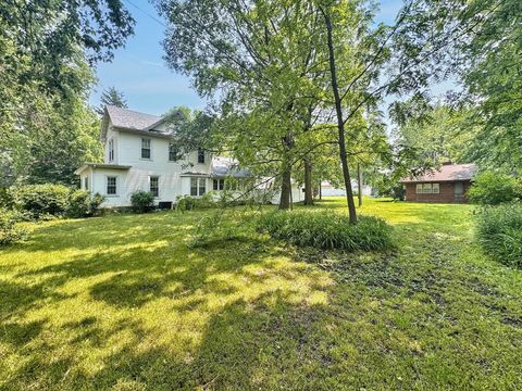 Tiny photo for 1204 W Reynolds Street, Pontiac, IL 61764 (MLS # 12494074)