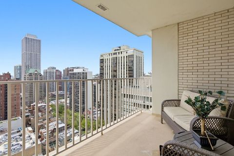 Tiny photo for 1000 N Lake Shore Plaza #24C, Chicago, IL 60611 (MLS # 12579574)