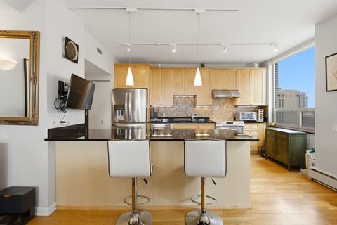 Tiny photo for 1000 N Lake Shore Plaza #24C, Chicago, IL 60611 (MLS # 12579574)