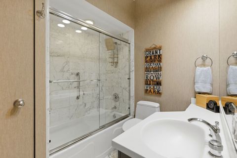 Tiny photo for 1000 N Lake Shore Plaza #24C, Chicago, IL 60611 (MLS # 12579574)