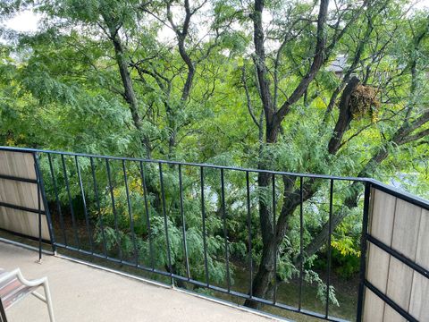 Tiny photo for 1275 E Baldwin Lane #408, Palatine, IL 60074 (MLS # 12500835)