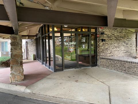 Tiny photo for 1275 E Baldwin Lane #408, Palatine, IL 60074 (MLS # 12500835)