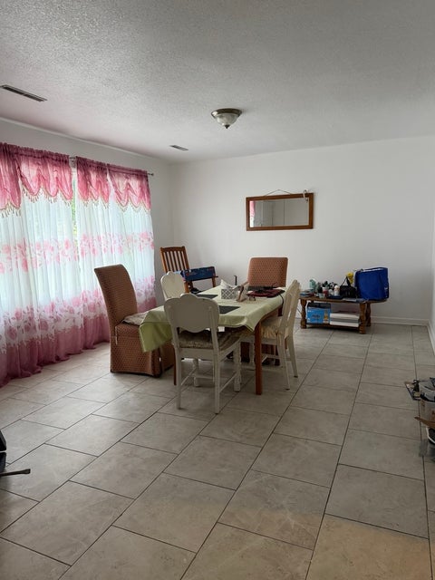 Tiny photo for 250 N Hammes Avenue, Kankakee, IL 60901 (MLS # 12760608)