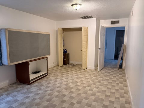 Tiny photo for 250 N Hammes Avenue, Kankakee, IL 60901 (MLS # 12760608)