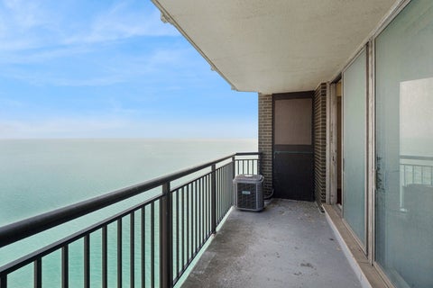 Tiny photo for 6007 N SHERIDAN Road #27B, Chicago, IL 60660 (MLS # 12716692)