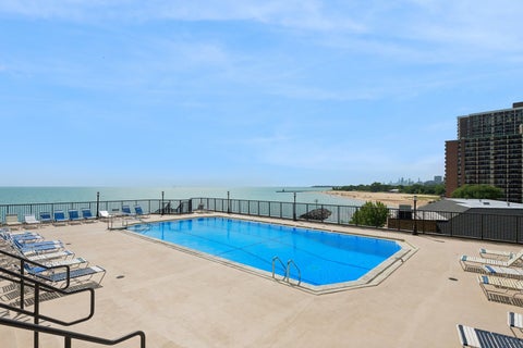 Tiny photo for 6007 N SHERIDAN Road #27B, Chicago, IL 60660 (MLS # 12716692)