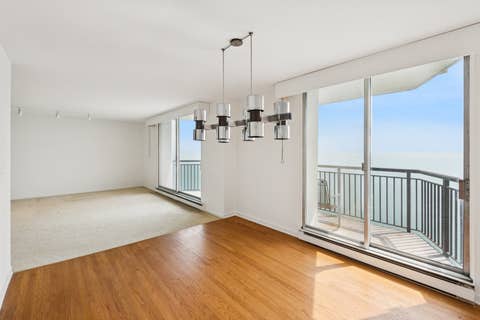 Tiny photo for 6007 N SHERIDAN Road #27B, Chicago, IL 60660 (MLS # 12716692)