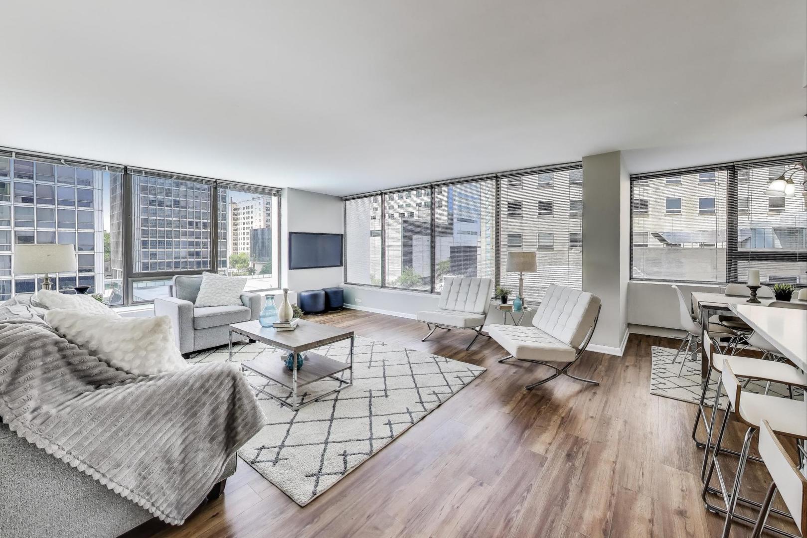 2800 N LAKE SHORE Drive 517
