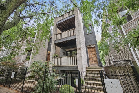 Photo of 2920 N Damen Avenue #2, Chicago, IL 60618 (MLS # 12703025)