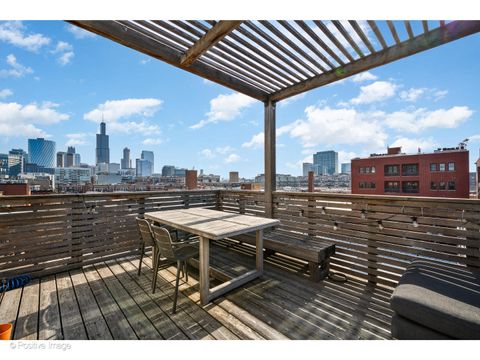 Tiny photo for 1161 W MADISON Street #4S, Chicago, IL 60607 (MLS # 12573031)