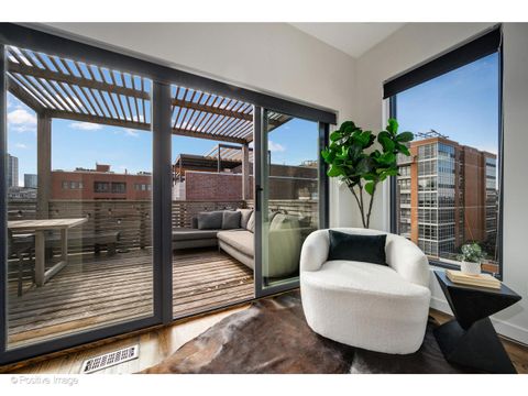Tiny photo for 1161 W MADISON Street #4S, Chicago, IL 60607 (MLS # 12573031)