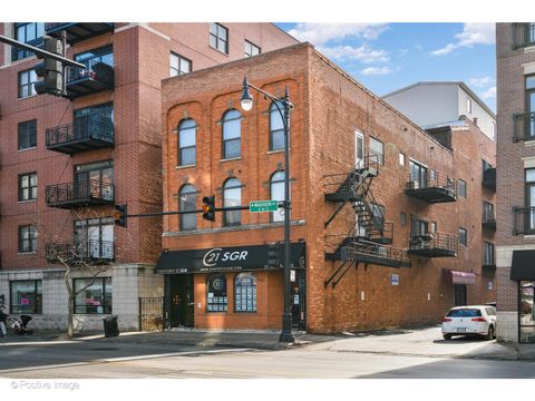 1161 W MADISON Street 4S Chicago IL 60607