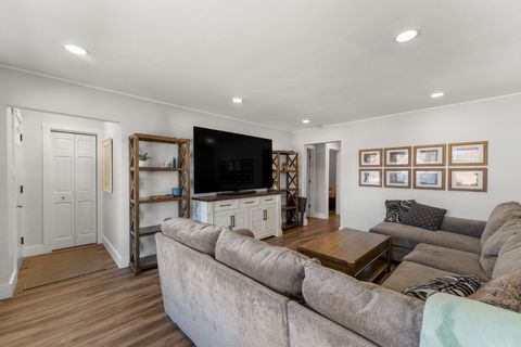 Tiny photo for 3819 W 83rd Place, Chicago, IL 60652 (MLS # 12597736)