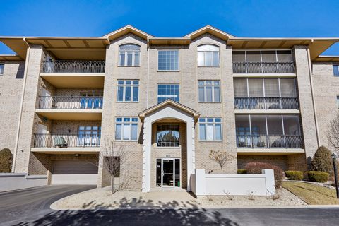 Tiny photo for 18630 Pine Lake Drive #2C, Tinley Park, IL 60477 (MLS # 12577023)