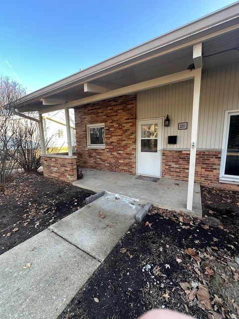 Tiny photo for 2211 Benjamin Lane, Bloomington, IL 61701 (MLS # 12553579)