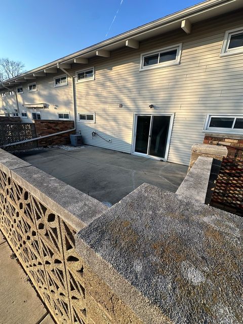 Tiny photo for 2211 Benjamin Lane, Bloomington, IL 61701 (MLS # 12553579)