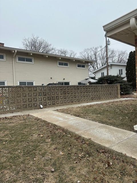 Tiny photo for 2211 Benjamin Lane, Bloomington, IL 61701 (MLS # 12553579)
