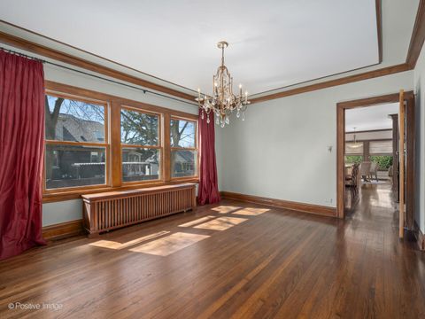 Tiny photo for 652 S Fairview Avenue, Elmhurst, IL 60126 (MLS # 12600910)