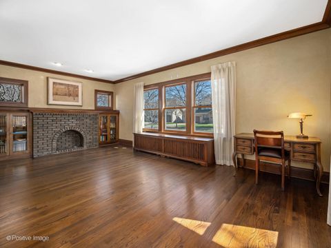 Tiny photo for 652 S Fairview Avenue, Elmhurst, IL 60126 (MLS # 12600910)