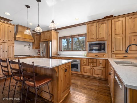 Tiny photo for 652 S Fairview Avenue, Elmhurst, IL 60126 (MLS # 12600910)