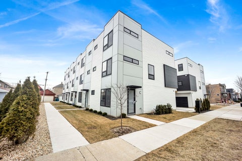 Photo of 944 Beloit Avenue #4, Forest Park, IL 60130 (MLS # 12694283)