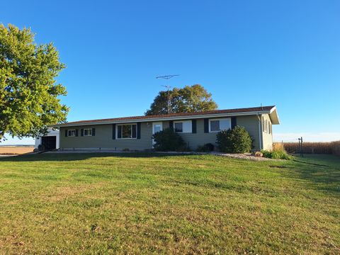 Photo of 2117 US RT 30, West Brooklyn, IL 61378 (MLS # 12484733)