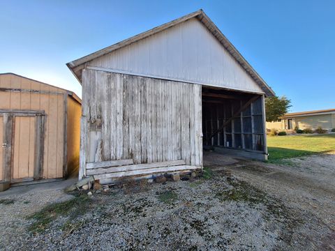 Tiny photo for 2117 US RT 30, West Brooklyn, IL 61378 (MLS # 12484733)