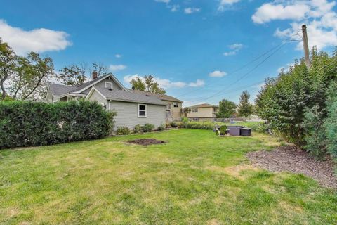Tiny photo for 1536 Orchard Street, Des Plaines, IL 60018 (MLS # 12486901)