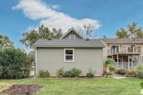Tiny photo for 1536 Orchard Street, Des Plaines, IL 60018 (MLS # 12486901)