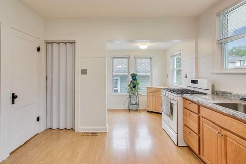 Tiny photo for 1536 Orchard Street, Des Plaines, IL 60018 (MLS # 12486901)