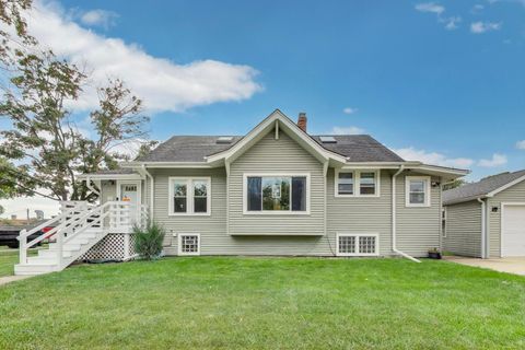Tiny photo for 1536 Orchard Street, Des Plaines, IL 60018 (MLS # 12486901)