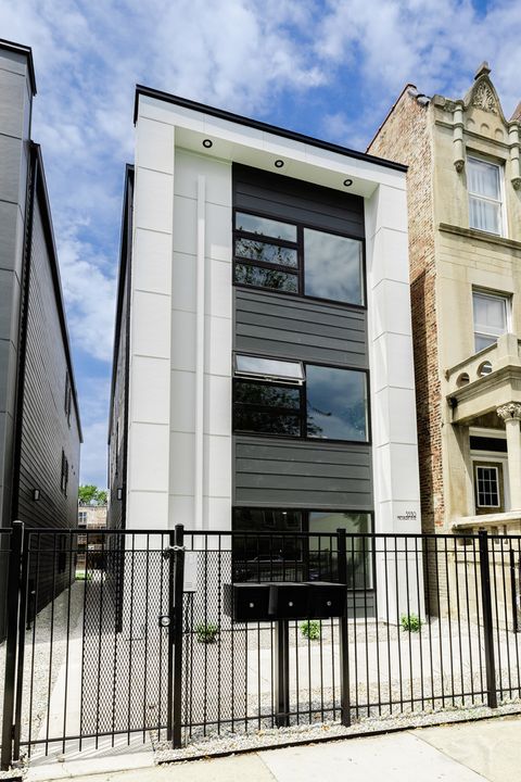 5530 S Michigan Avenue Chicago IL 60637