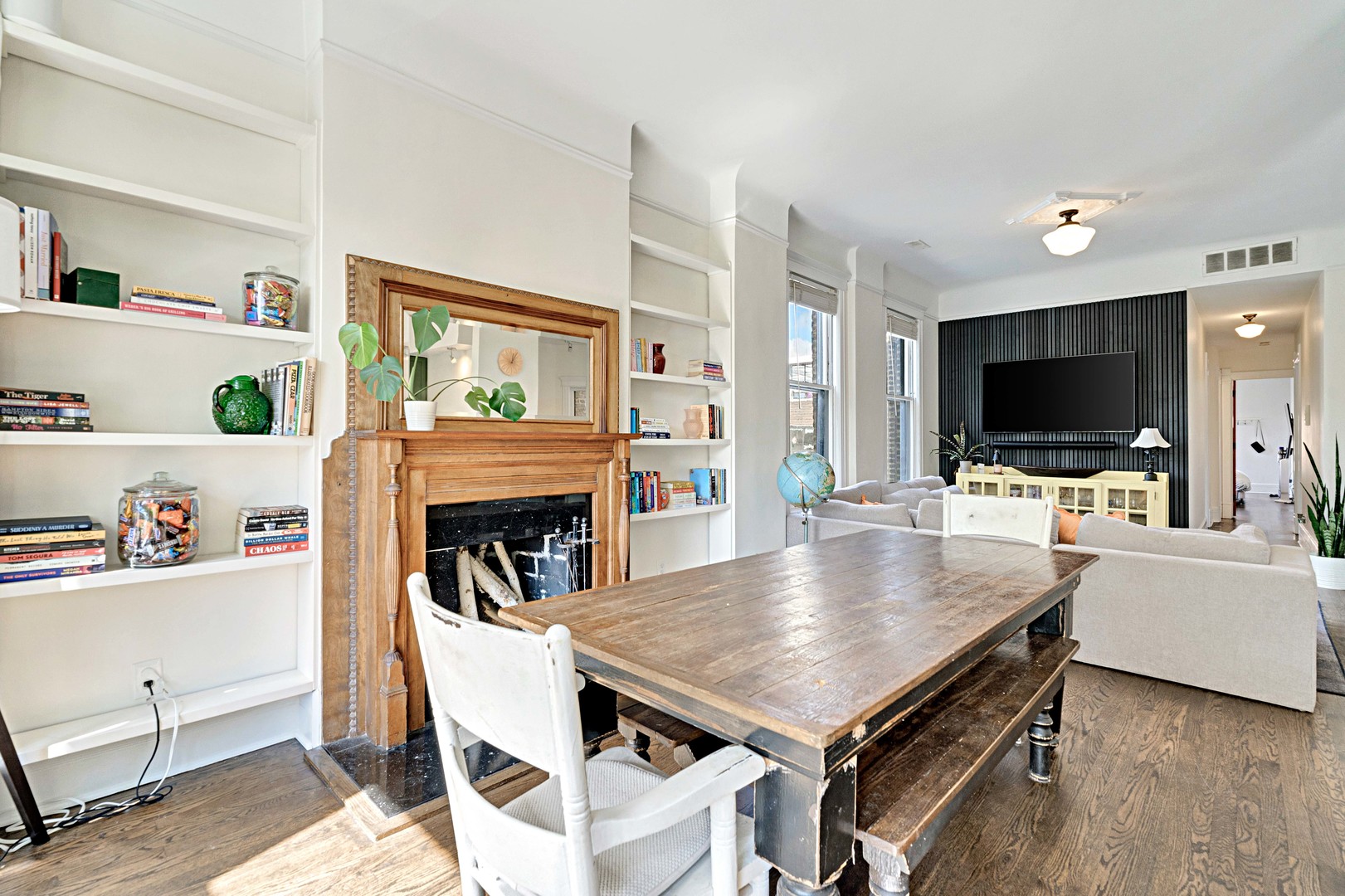 626 W Belden Avenue 3