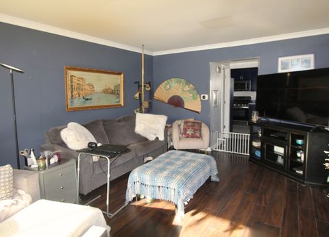 Tiny photo for 98 Wiltshire Court, Schaumburg, IL 60193 (MLS # 12529137)