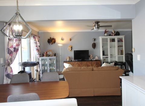 Tiny photo for 98 Wiltshire Court, Schaumburg, IL 60193 (MLS # 12529137)