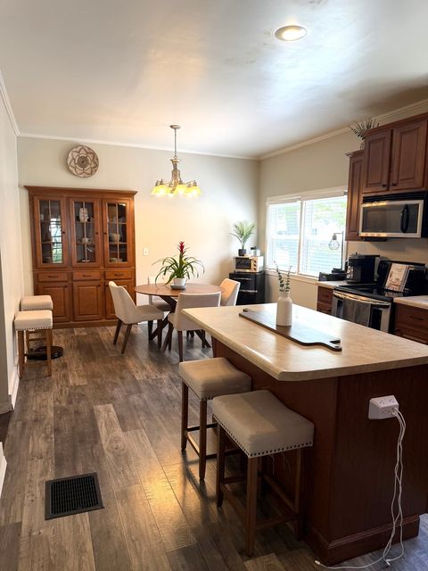 Tiny photo for 613 W Henry Street, Pontiac, IL 61764 (MLS # 12665098)