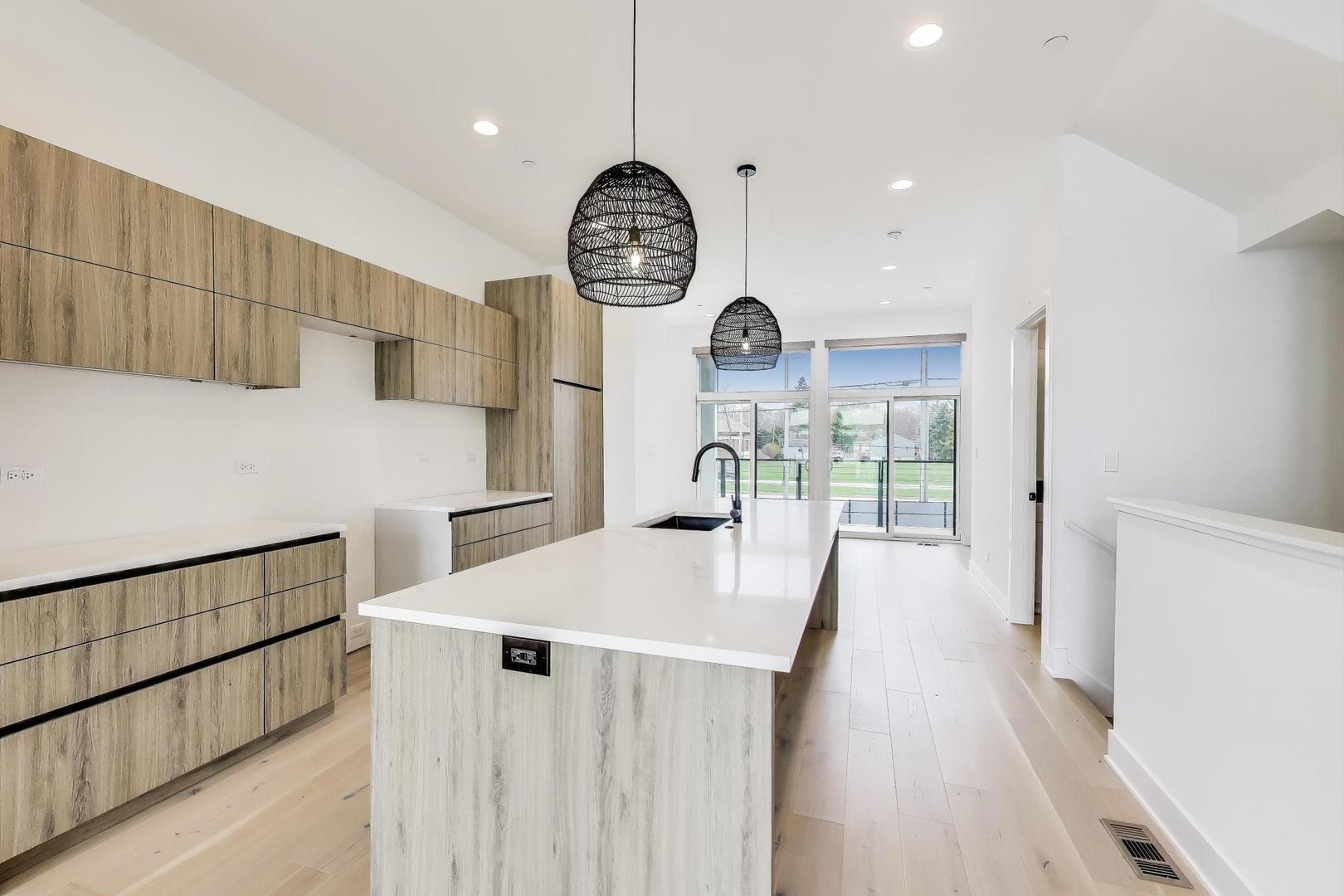 12 Golden Sunset Drive