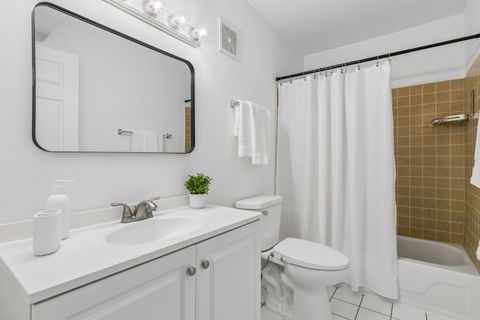 Tiny photo for 605 Limerick Lane #2C, Schaumburg, IL 60193 (MLS # 12641130)