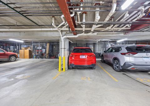 Tiny photo for 140 N Euclid Avenue #304, Oak Park, IL 60301 (MLS # 12623550)