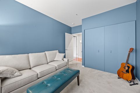 Tiny photo for 140 N Euclid Avenue #304, Oak Park, IL 60301 (MLS # 12623550)