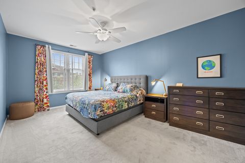 Tiny photo for 140 N Euclid Avenue #304, Oak Park, IL 60301 (MLS # 12623550)