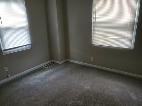 Tiny photo for 1623 W Pleasant Street, Davenport, IA 52804 (MLS # 12717594)