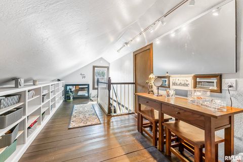 Tiny photo for 1517 W LOMBARD Street, Davenport, IA 52804 (MLS # QC4269721)