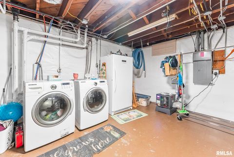 Tiny photo for 1517 W LOMBARD Street, Davenport, IA 52804 (MLS # QC4269721)