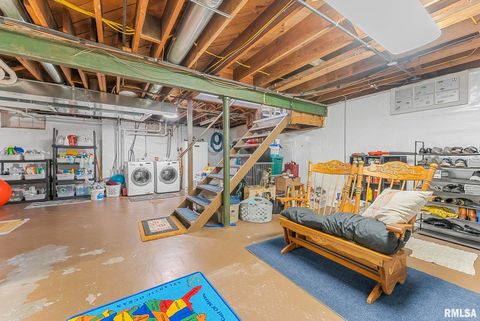 Tiny photo for 1517 W LOMBARD Street, Davenport, IA 52804 (MLS # QC4269721)