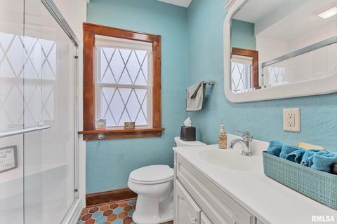 Tiny photo for 1517 W LOMBARD Street, Davenport, IA 52804 (MLS # QC4269721)