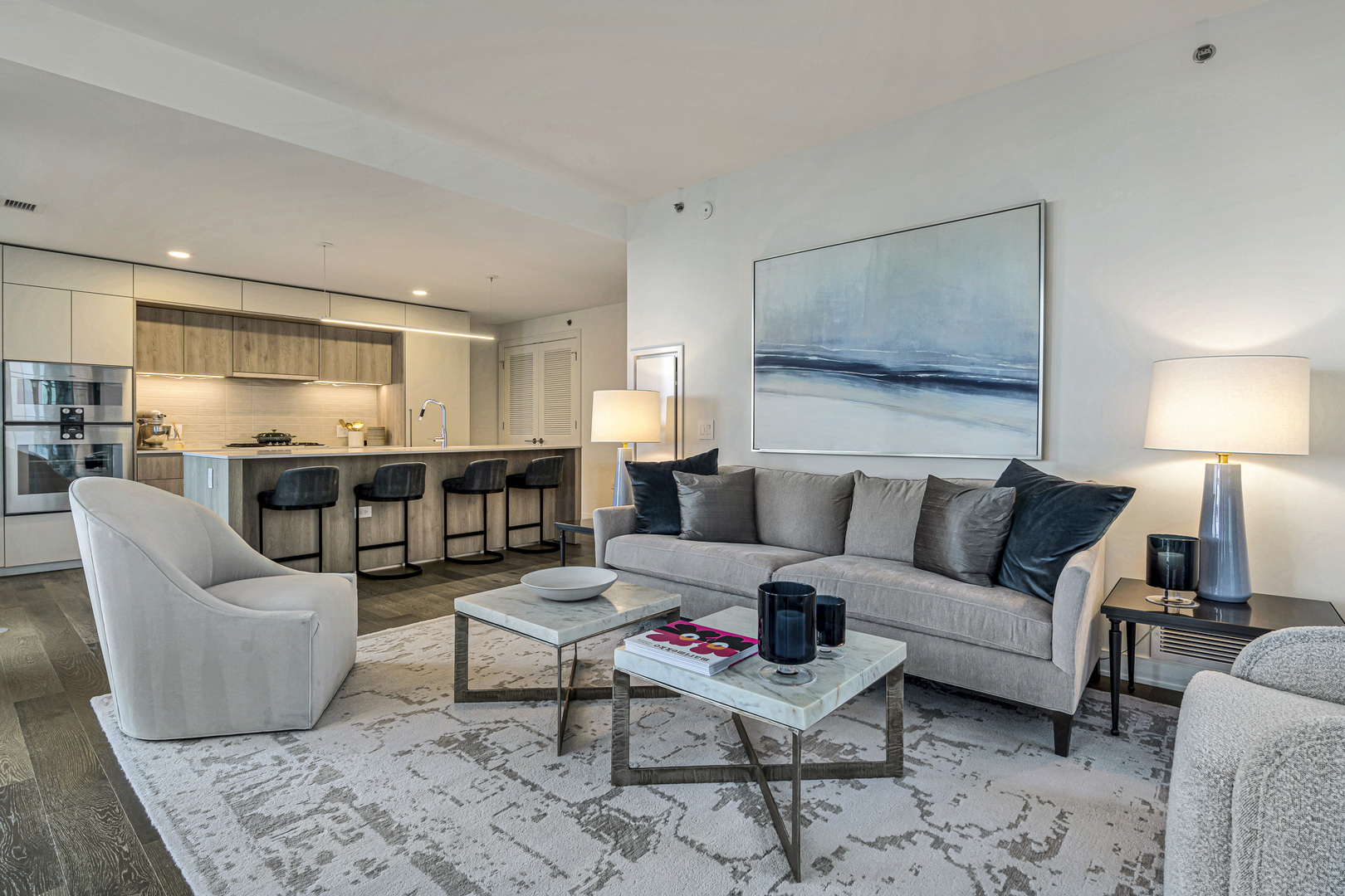 211 N Harbor Drive 2709