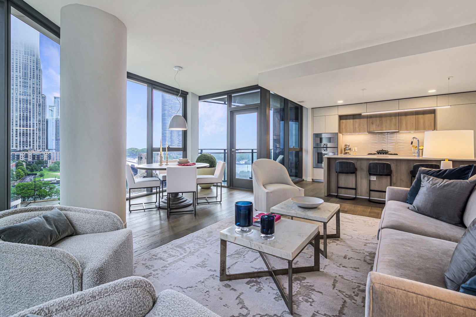 211 N Harbor Drive 2709